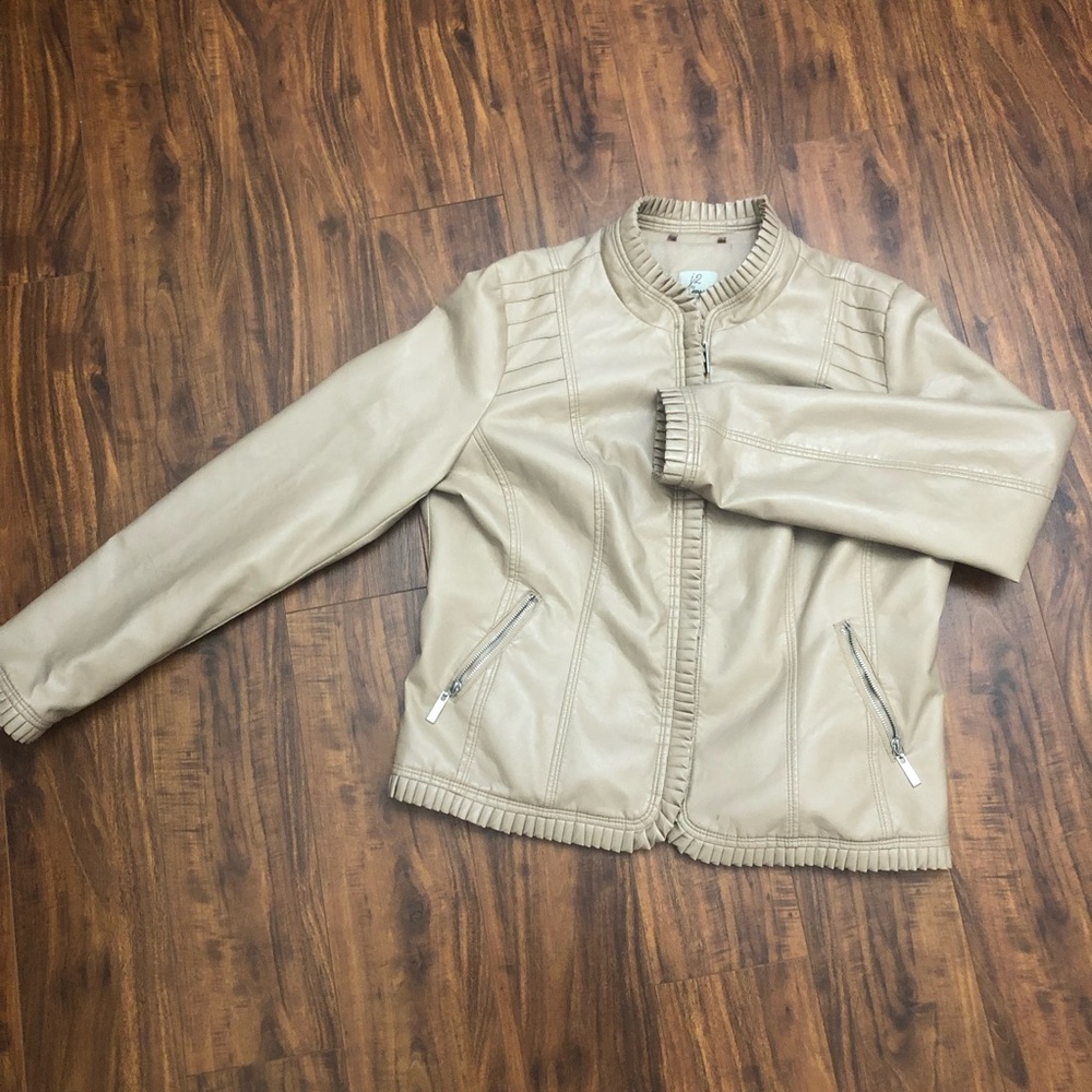 Ladies leather jacket